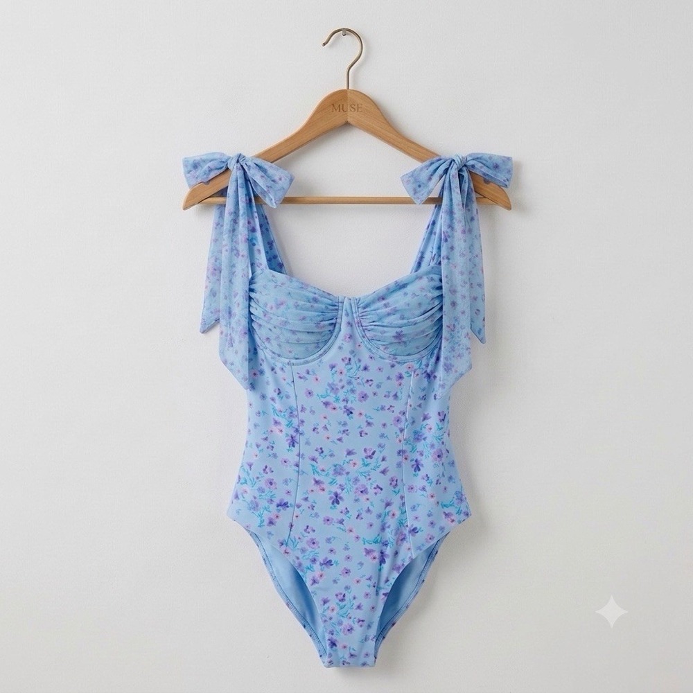 New Beach Riot Dede One Piece Cheeky Swimsuit Blue Iris‎ Petal Size Small